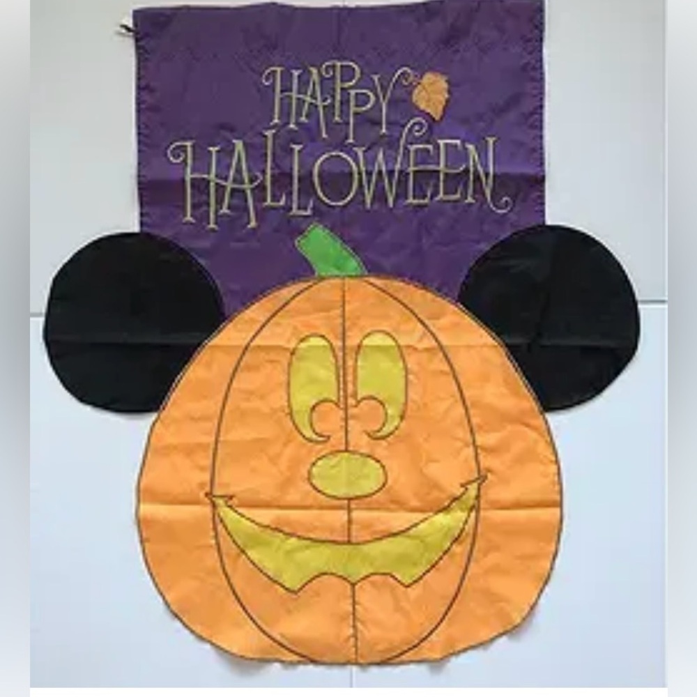 Disneyland Happy Halloween Mickey Mouse Pumpkin Banner Yard Flag Rare 40" x 37"
